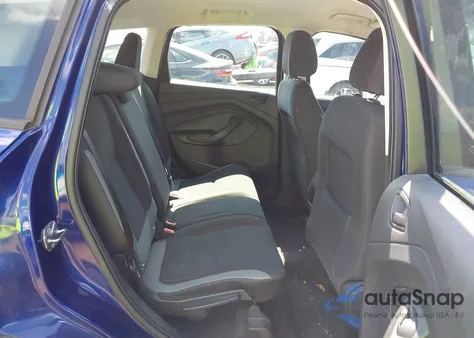 2015 Ford Escape S z USA, uszkodzony, nr VIN 1FMCU0F76FUC23159